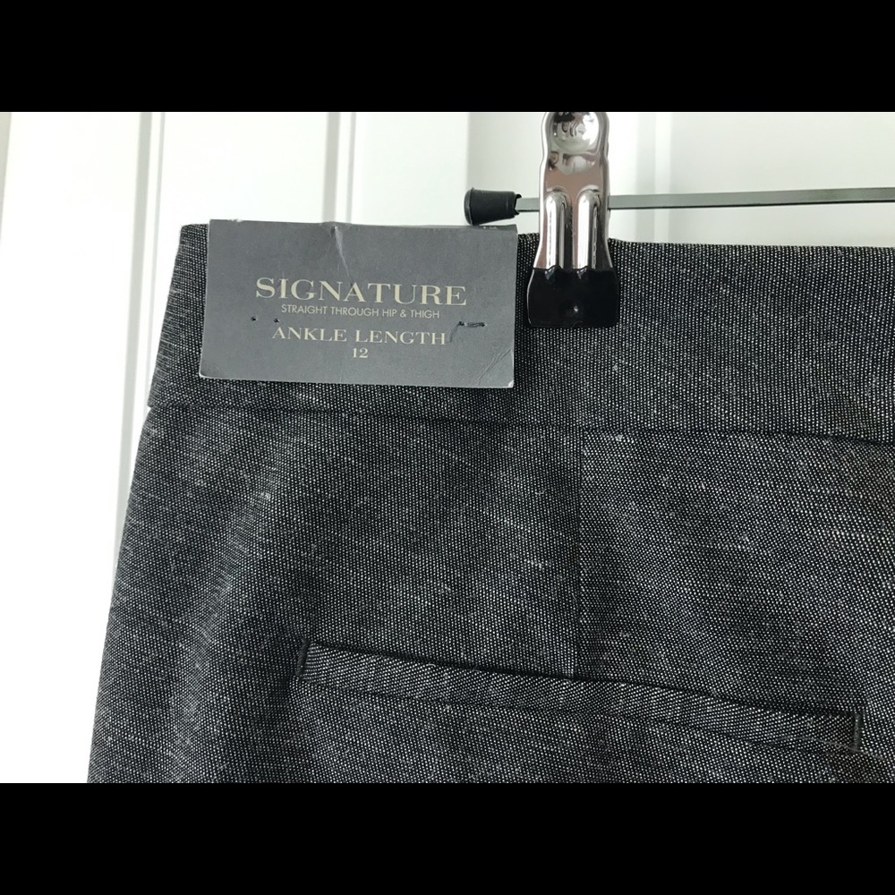 NWT Ann Taylor Signature Ankle Pant Sz12